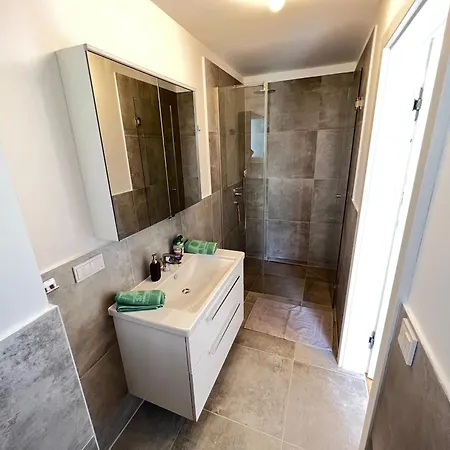 25h SPA-Residenz DELUXE Garden Apartment POOLs outdoor indoor Neusiedl am See Buitenkant foto